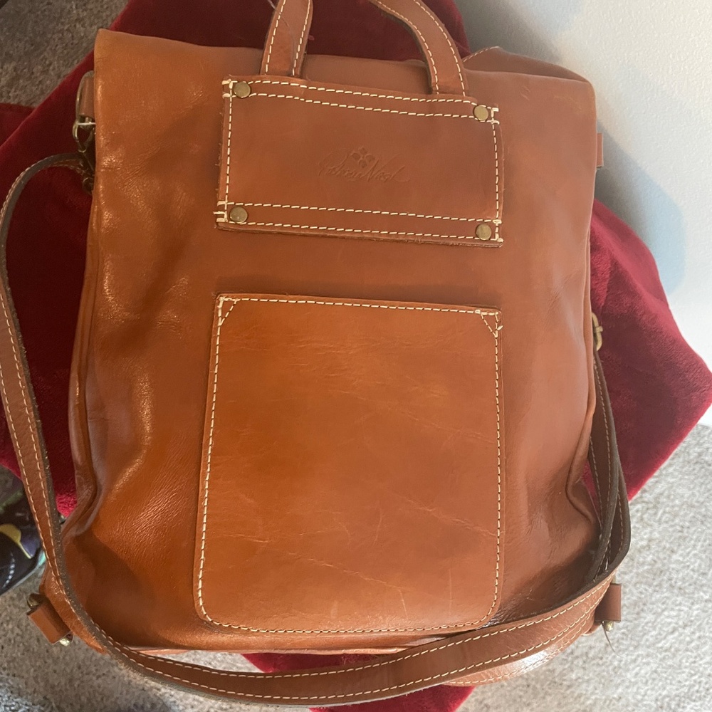 PATRICIA NASH - Luzille Leather Convertible Backpack Purse - Picture 4 of 5